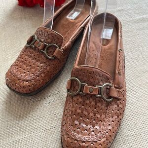 Coldwater Creek New Rory Brown Woven Leather Slip On Mules Size 9M